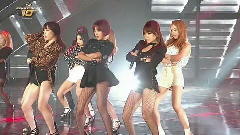 舞岛明里丝袜磁力,性感诱惑，一触即发