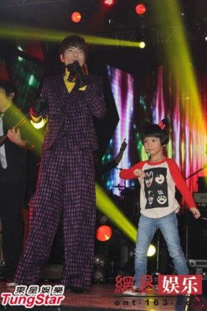 萧敬腾演唱会视频,激情燃爆，视听盛宴