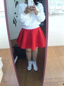 日本穿彩色丝袜,日本时尚界彩色丝袜的潮流演绎